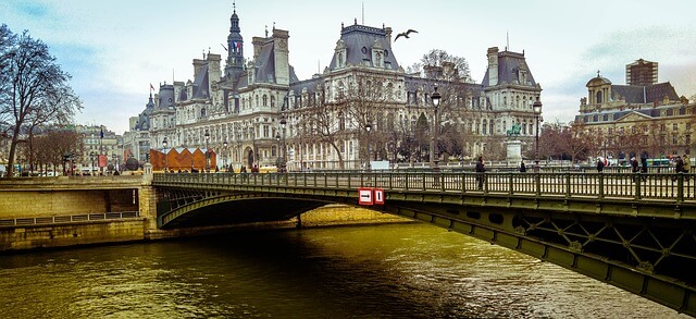 Spacer w Paryżu